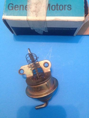 Nos gm carburetor choke pull off-choke pull-off  vc366