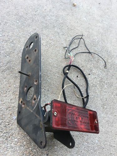 Us820 snow runner sno rabbit tail light bracket assembly