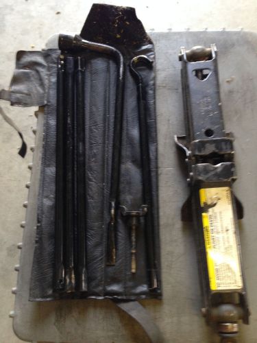 02'-05' dodge ram 1500 spare tire jack &amp; bag tool set complete