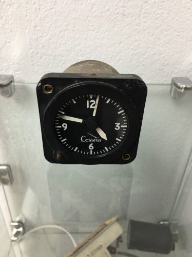 Cessna 150 152 172 182 8 day clock 12 volt clock
