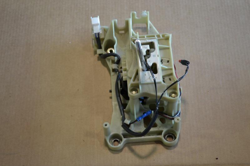 Mazda 6 03-08 a/t at floor shifter select lever indicator