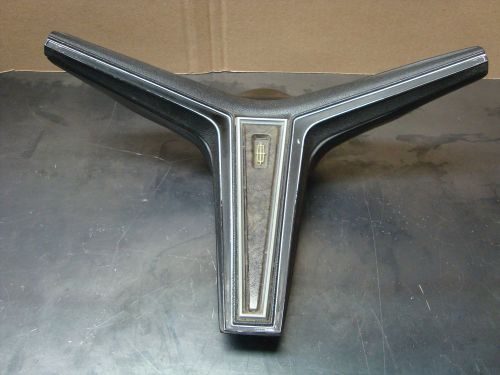 1970 1971 lincoln mark steering wheel horn pad - black - used for rim blow wheel