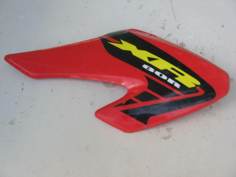 2002 honda xr 80r right tank shroud