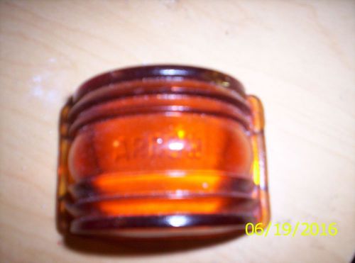 Vintage arrow 4604 amber glass side marker lens