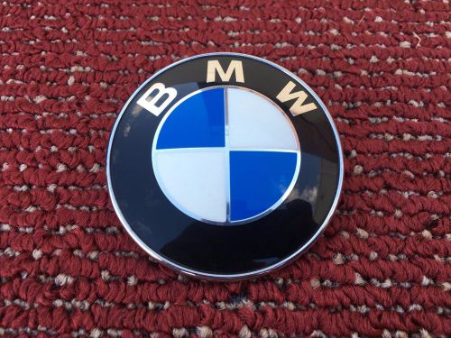 Bmw oem e60 e66 e93 e92 e91 e90 e92 e93 e63 e64 e53 e70 hood or trunk badge 82mm