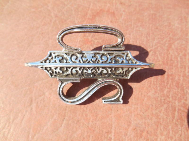 Vintage chrome oldsmobile cutlass supreme mini emblme cs  awesome shape  w pins