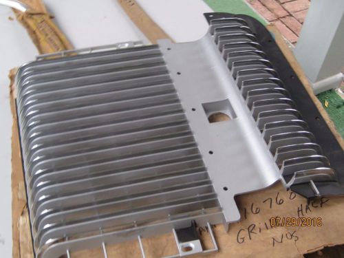 Nos 1974 oldsmobile delta 88 right hand grille-part number 416760