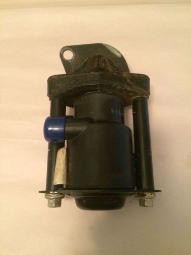 Johnson evinrude brp 200-225 hp fuel injector starboard 5000607