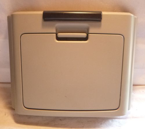 05 06 07 chrysler town &amp; country caravan dvd screen monitor 0zw96bd1ab tq694