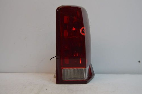 02-06 cadillac escalade tail light right brake light assembly ao18#011
