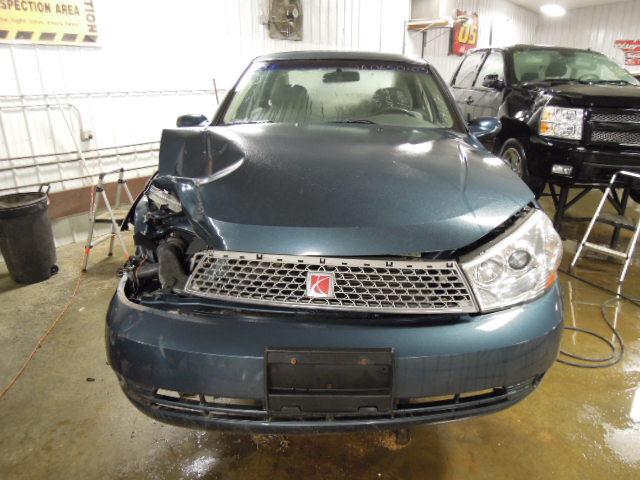 2003 saturn l series sedan rear seat belt & retractor only center gray