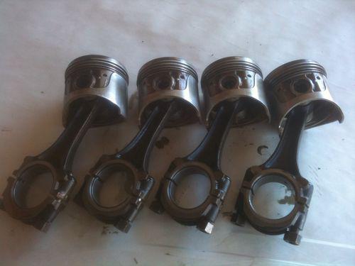 Datsun roadster 2000 u20 .020 oversize piston set & connecting rods