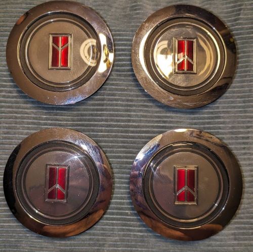 Vintage Oldsmobile 1986-96 OEM - NOS GM 7087 Center Wheel Caps 1 Set Of 4, US $78.77, image 20