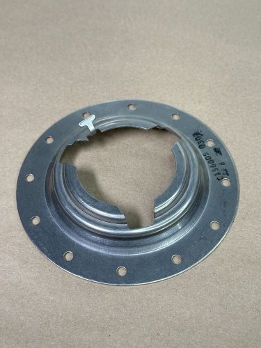 Cessna fuel filler neck c156005-0305 (d2643)