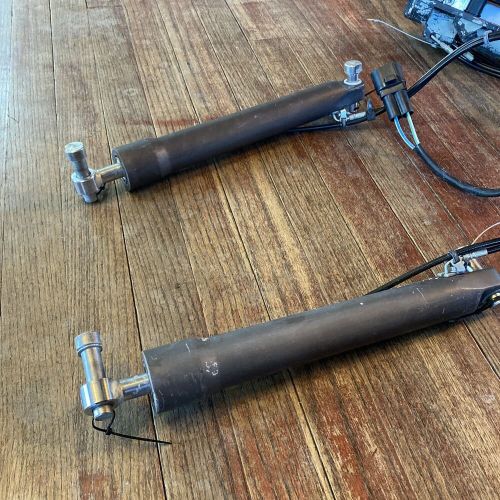 Trim Pump Cylinder Kit, 32 Degree | Volvo Penta OEM 22187351 21481302, 3848795, US $900.00, image 13