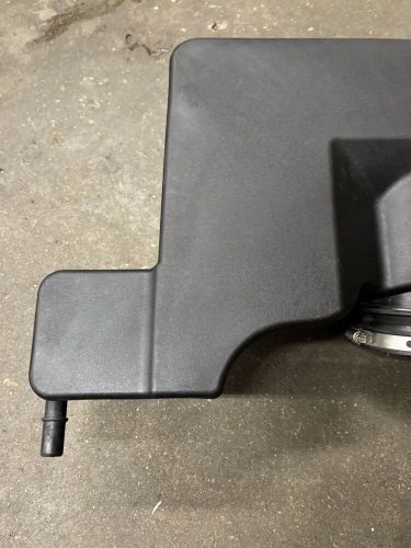 ⭐️2014-2020 Chevrolet GMC Engine Air Cleaner Intake Outlet Duct PN: 22738661 OEM, US $119.99, image 15