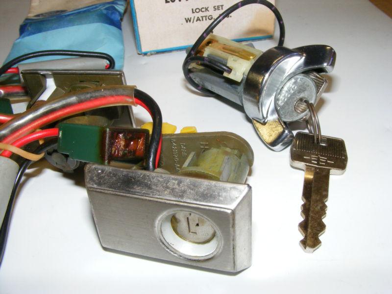 1980 LINCOLN LOCK SET NOS NEW OLD STOCK E0VY-5422050-B, US $34.99, image 2