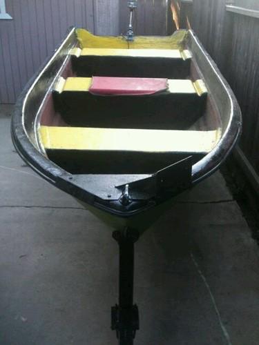 12' fishing boat with52 lbs trolley motor