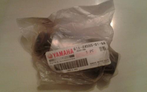New yamaha mt.rubber lower.side  61a-44555-01-94