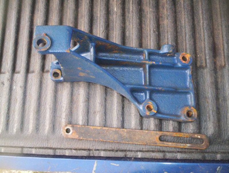 Purchase FORD / MERCURY GENERATOR MOUNTING BRACKET in Everett