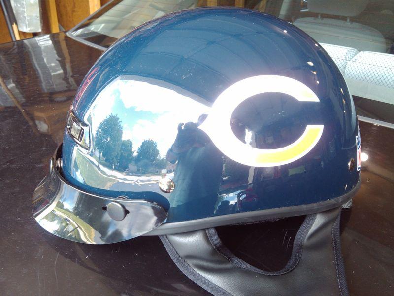 New mens large half helmet (bears logo)
