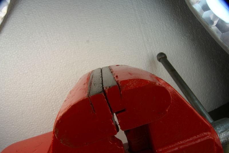 VINTAGE MAC TOOLS BENCH VISE 5