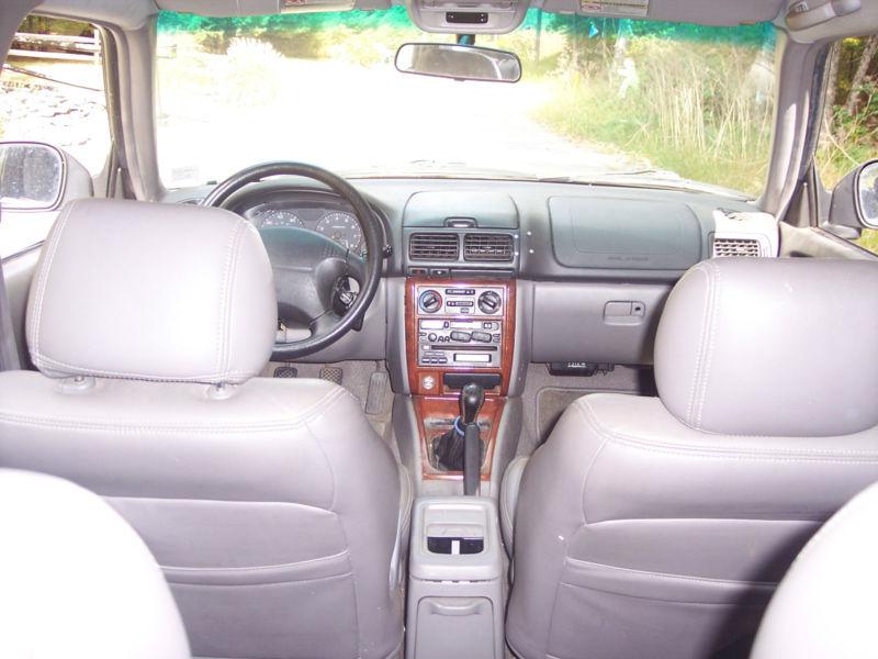 1999 SUBARU forester, 5 speed, 2.5 eng, damaged, clean papers. NO RESERVE!! NR, US $500.00, image 9
