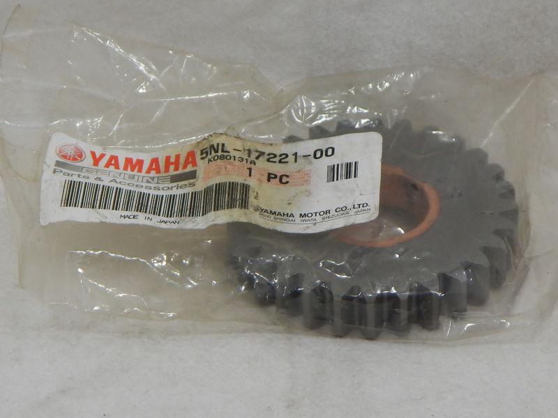 Yamaha 5nl-17221-00 gear 2nd *new