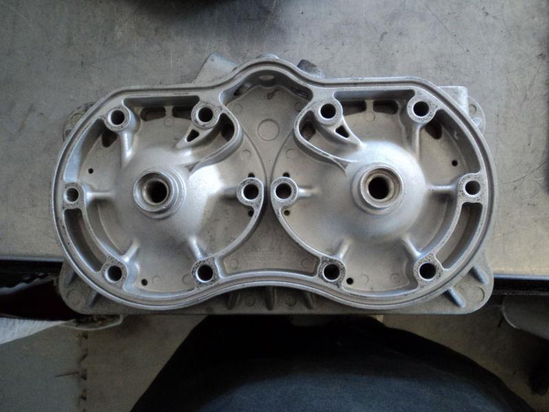 Polaris  pro rmk  800 cylinder head 5632373 #p382 s