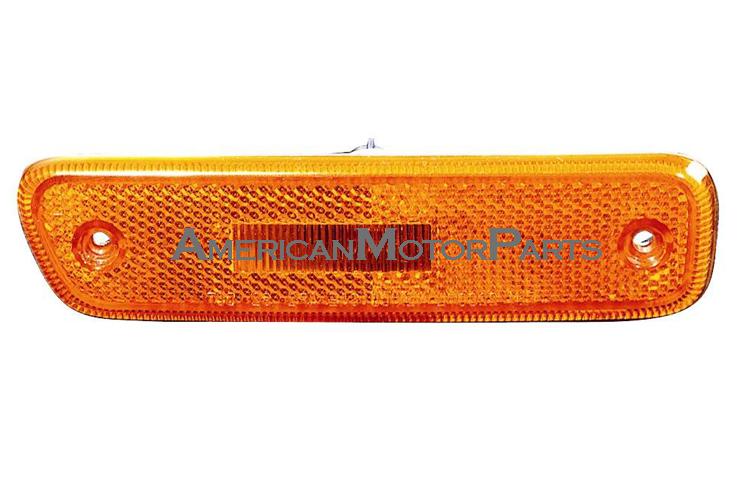Right passenger replacement front side marker light 99-04 chevy tracker 30020790