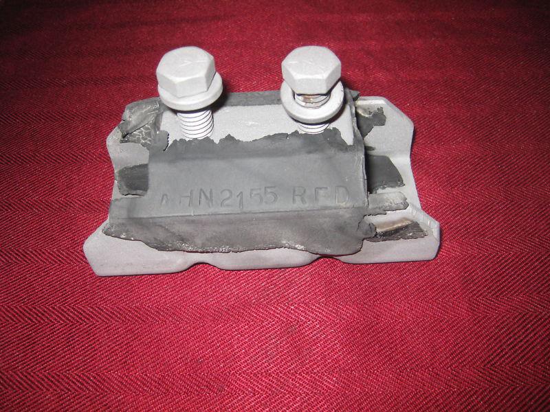 Gm 3 & 4 speed transmission mount w/ original gm bolts.