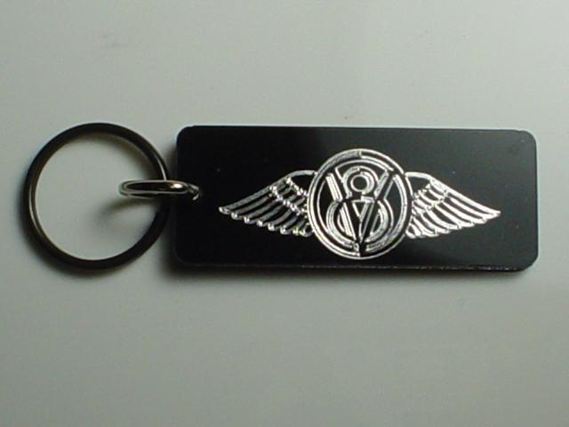 Boss hoss v8 motorcycle key chain black & chrome