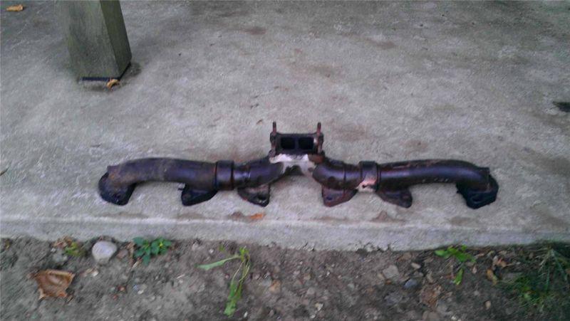 Cummins n14 celect + exhaust manifold 3 piece part #'s 3078322 3078323 3078324