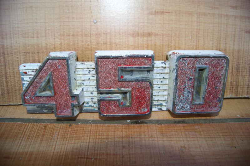 1955-1956 gmc  450-series grill emblem