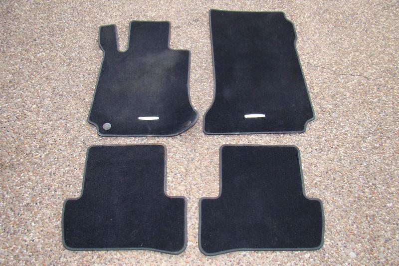 Mercedes oem factory genuine c-class black color floor carpet mat set