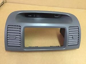 02 03 04 05 06 toyota camry dash radio bezel factory bezel with vents