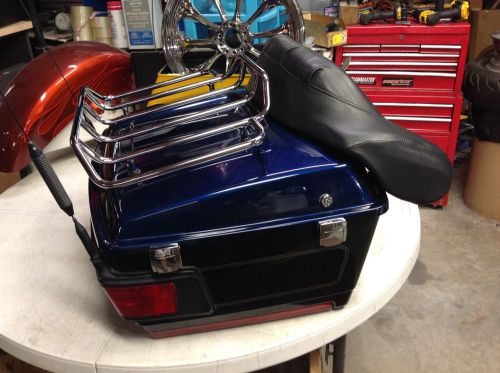 97-13 genuine harley king tour pack pak touring tail lights, liner rack