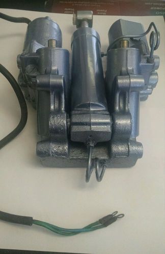 Yamaha tilt &amp;trim assembly 115 150 175 200 220 84 85 86 87