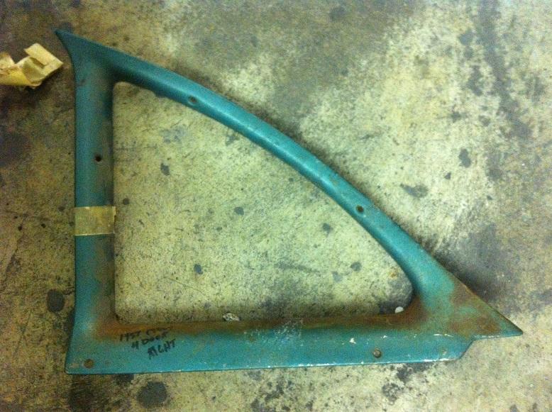 55 56 57 chevy 4 door sedan quarter window garnish trim molding right side