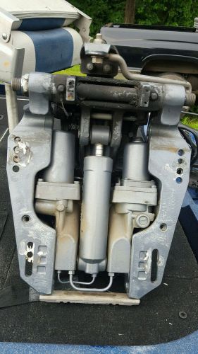 ***************************yamaha 60/70 hp outboard motor power trim &amp; tilt assy