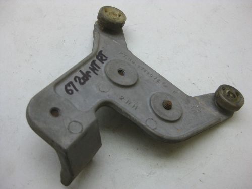 1967-1968 impala convertible right rear door roller bracket 1st 3679