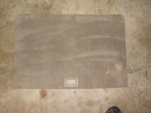 1992-95 bmw wagon tan cargo floor carpeted cover 525it, 525i, 530i good handle