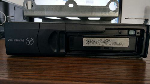 2003-2006 mercedes benz sl500 r230 convertible 6 disc cd changer 2038209089