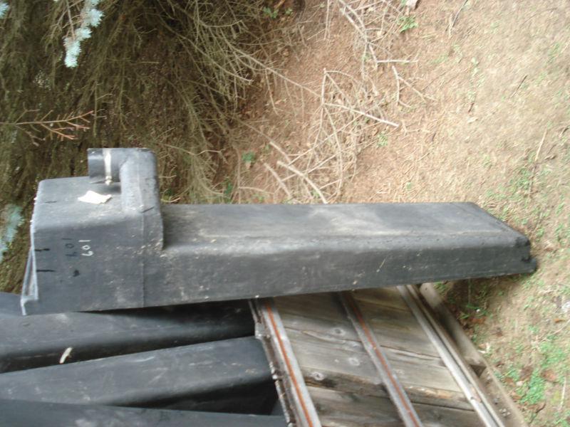 Rv holding tank, 26.6 gallon, 14"x64"x11", black/gray water, new, end drain, 601