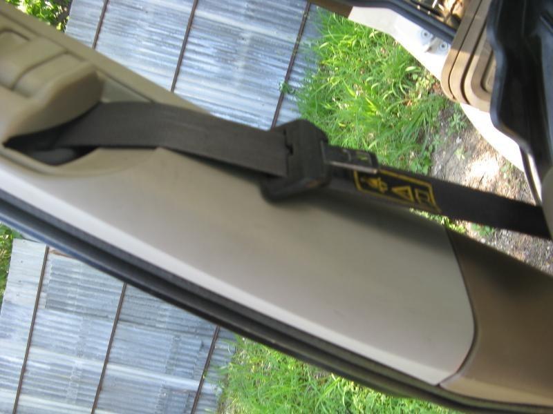 00 01 02 03 04 land rover discovery seat belt front right r. rh passenger grey