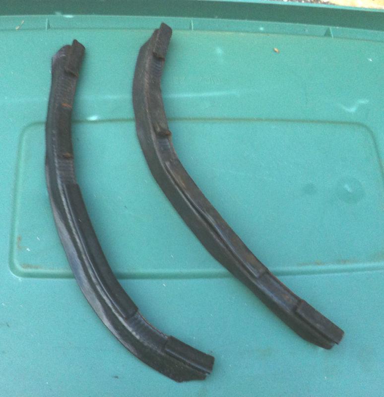 1985-1989 DODGE RAM PICKUP TRUCK USED DASH BOURD L & R GASKETS , US $14.99, image 2
