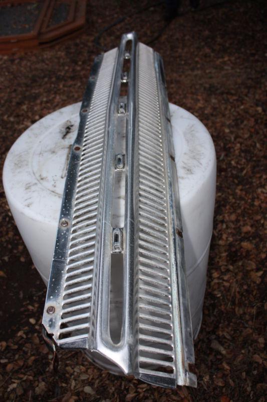 *******1964 DODGE DART GT CONVERTIBLE ORIGINAL GRILLE WITH LETTERS********, US $75.00, image 3