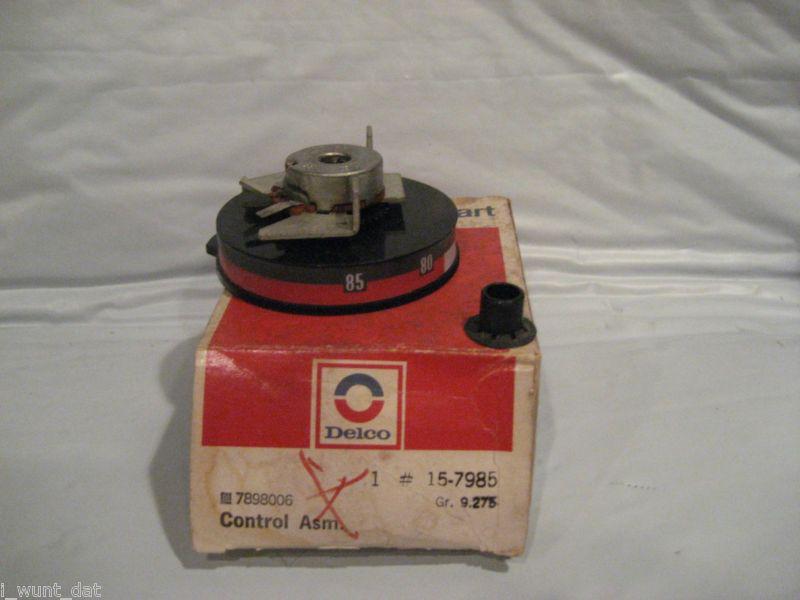 Delco original n.o.s. #15-7985 gr-9-275 control asm. gm#7898006 fits many gm