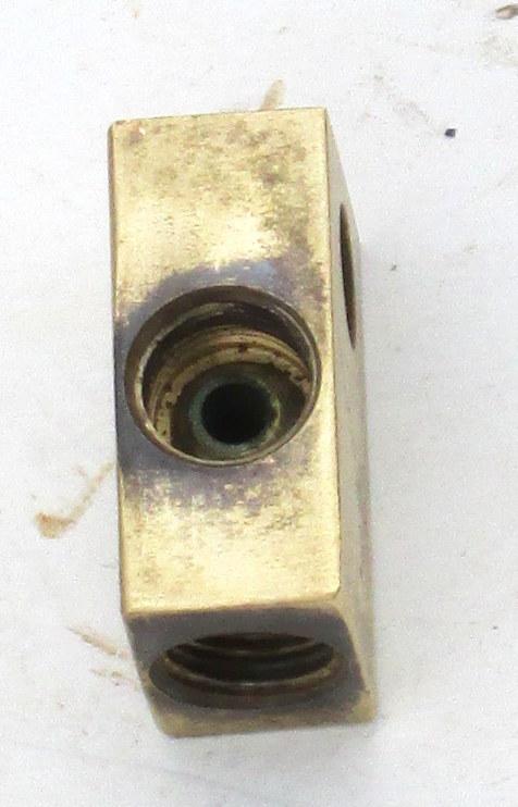 1937 1938 1939 1940 1941 1946 1947 1948 Chevy Brake Line Hose Brass Block , US $8.99, image 2