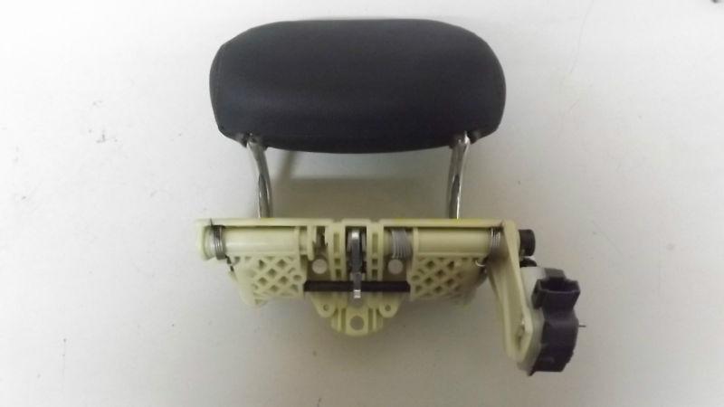 2003 2004 2005 2006 mercedes benz e320 e500 rear center headrest oem